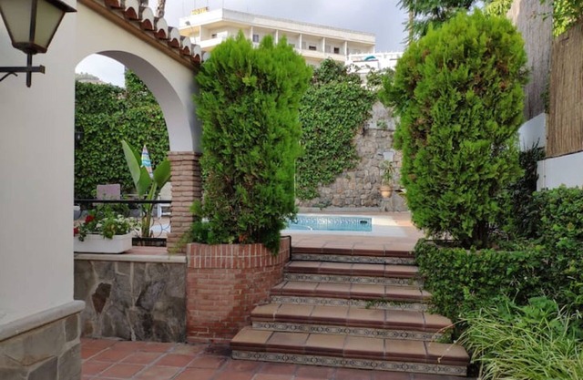 Villa 'Espectacular En La Costa' avec piscine privée, Wi-Fi et climatisation
