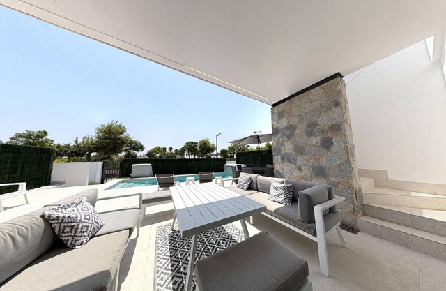Villa Eugenio KM - Murcia Holiday Rentals Property