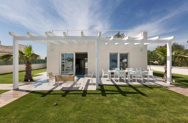 1109 Villa Evi