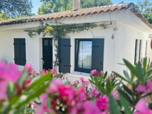 Villa familiale climatisée à 5 min de la mer avec parking et Wifi - FR-1-728-17