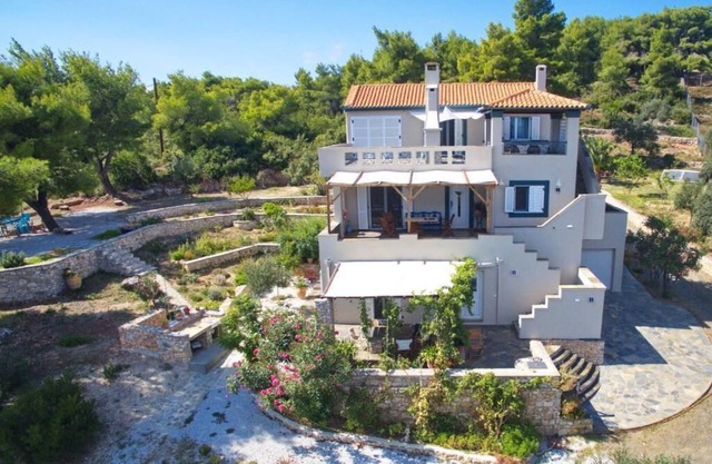 Villa Flora Views exciting imaginations Upper Floor Terrace Apartment