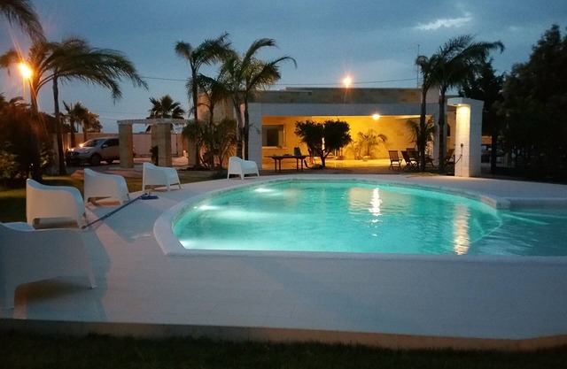 Villa FORI TLU CUCCU sur la mer de POUILLE - PISCINE PRIVÉE