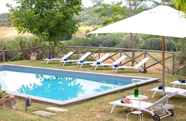 Villa Fragolina - Private Tuscan villa with pool
