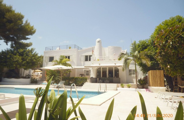 Villa ibizenca La Cometa mer et restaurants à pied charme et confort AC/wifi/Sat