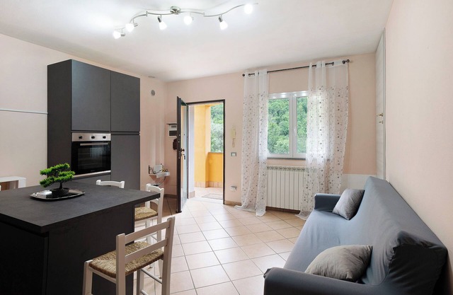 Villa 'Il Frutteto 49' avec terrasse privée et Wi-Fi