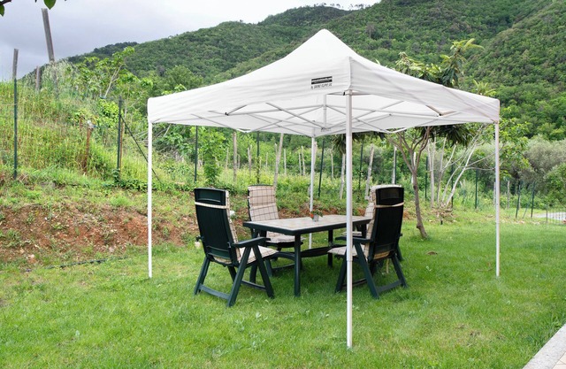 Villa 'Il Frutteto 50' avec terrasse privée et Wi-Fi