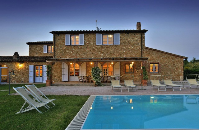Villa il Leccio by Fantasia Villas
