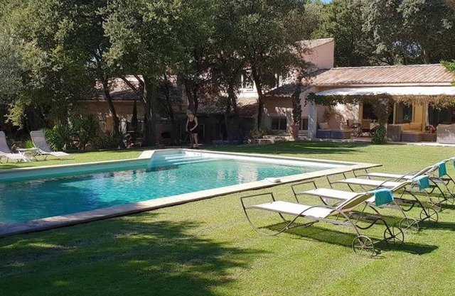 Villa, cadre idyllique et reposant avec piscine