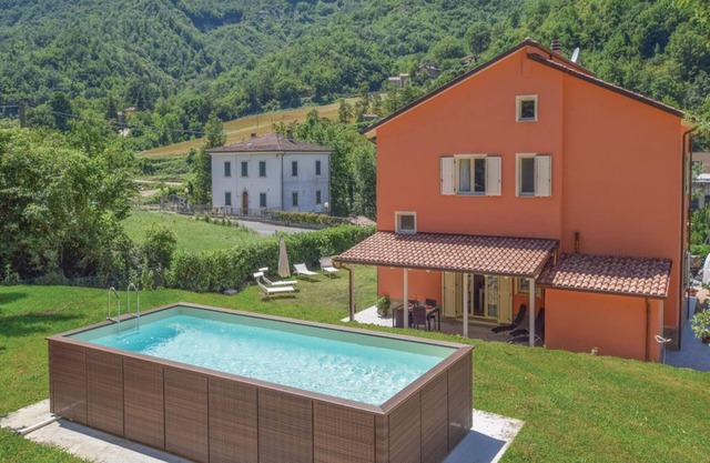 Maison de vacances à Borgo Pace avec piscine