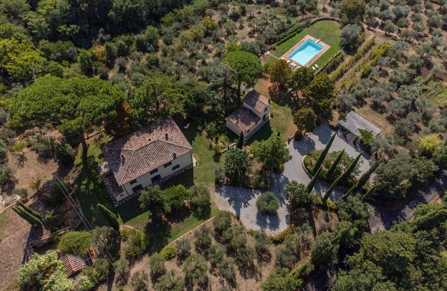 Villa à Cegliolo avec 7 chambres à coucher, 14 couchages