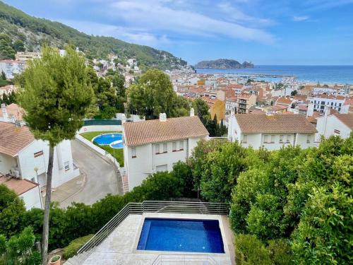 Villa in Estartit near Sandy Beach
