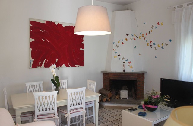Villa à Fregene à quelques pas de la plage, idéal pour les familles, les animaux