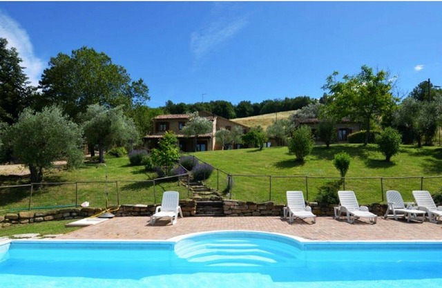 Villa à Gualdo avec 6 chambres à coucher, 15 couchages