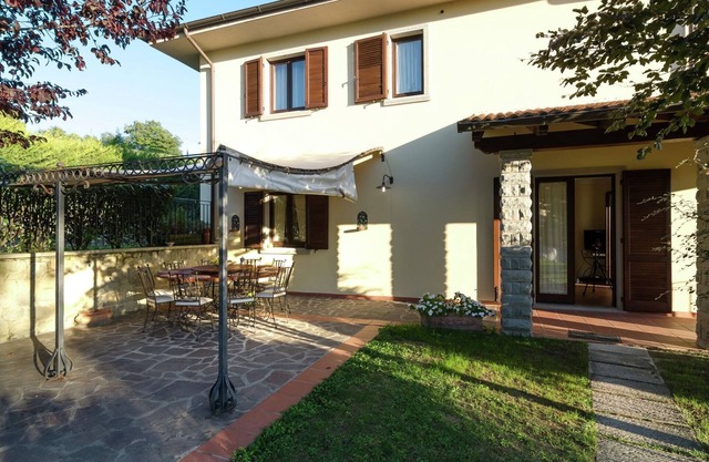 Villa à Lonnano avec piscine