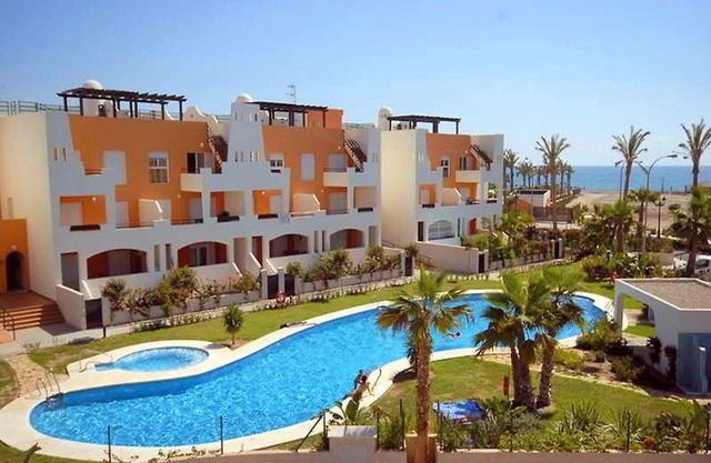 Bel appartement à Vera Playa avec terrasse privée