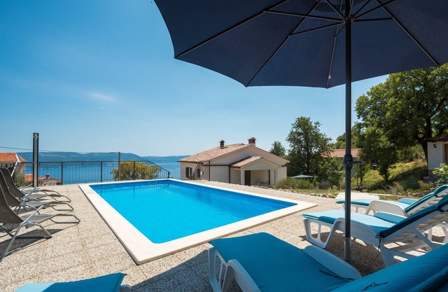 Villa Pavincica - avec vue sur la mer et piscine privée