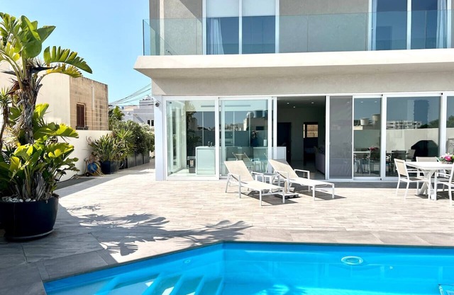 Villa Ixoria with Private Pools by ArcoBnb
