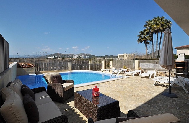 Villa Jerónimo, Maison mitoyenne sur la plage de Muro, Majorque