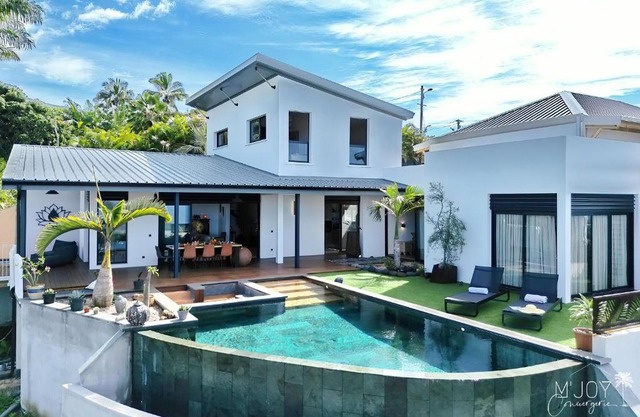 VILLA KALAÉ