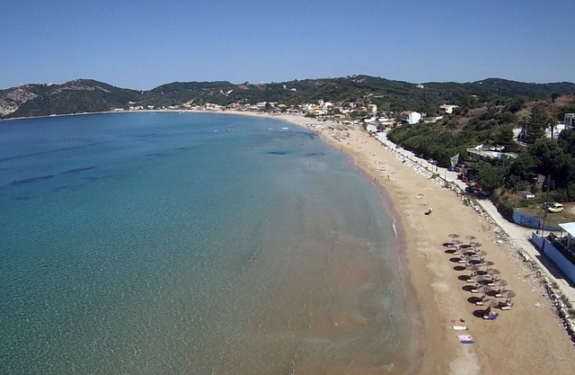 Villa Kamini, une superbe villa en bord de mer - à quelques pas de la magnifique plage!