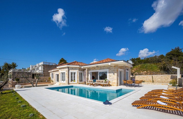 Villa Katarina with pool