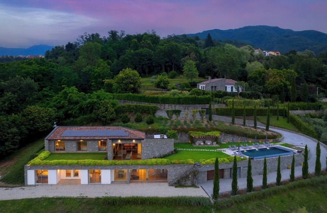 Villa Krisztina 10, Emma Villas