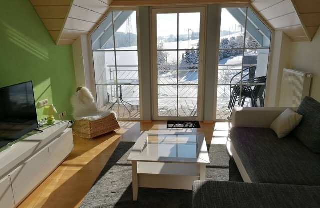 VILLA KUNTERBUNT, appartement calme dans la campagne, simple / appartement de trois chambres