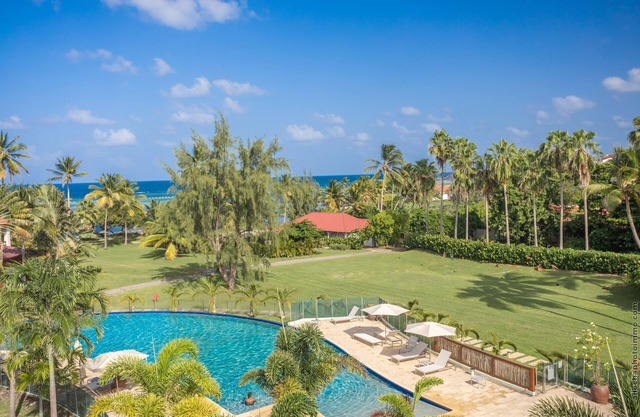 Villa Kyneos, villa de prestige sur la plage du Cap Est Martinique