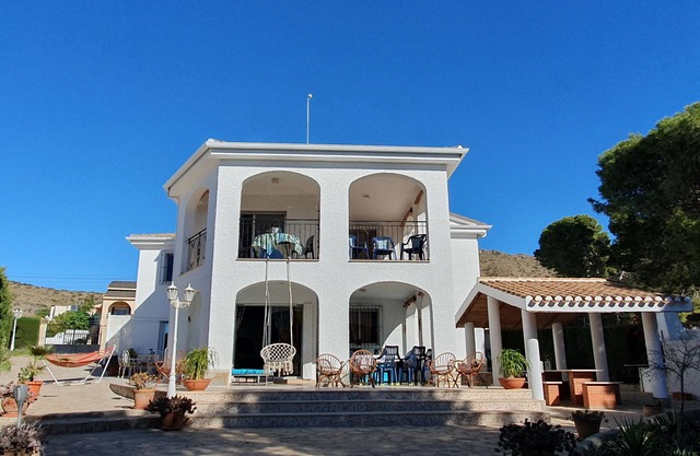 Villa La Azohia, étage, 6/9 personnes à 400 mètres plage, vue mer et montagne