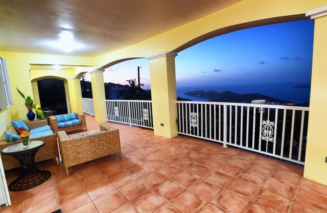 Villa la Maison de la Reine - Stunning Ocean Views