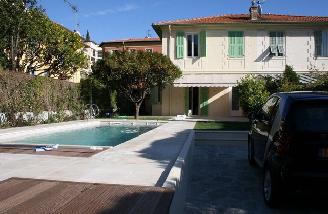 Villa la Mounette, villa in the heart of Beaulieu Sur Mer with pool