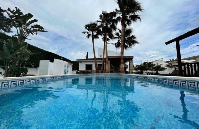 VILLA LAS PALMERAS Belle maison avec piscine privée