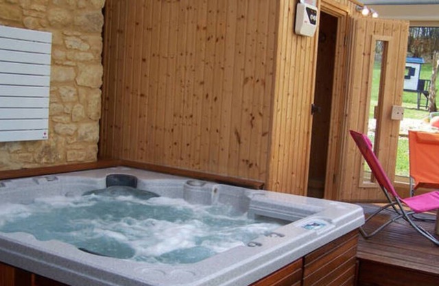 Villa le Charme - Jacuzzi & Sauna Privatif