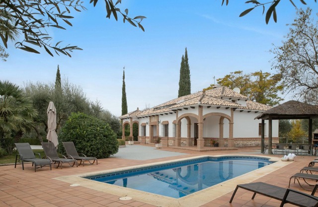 Villa 'Los Mellizos' avec piscine privée, Wi-Fi et climatisation
