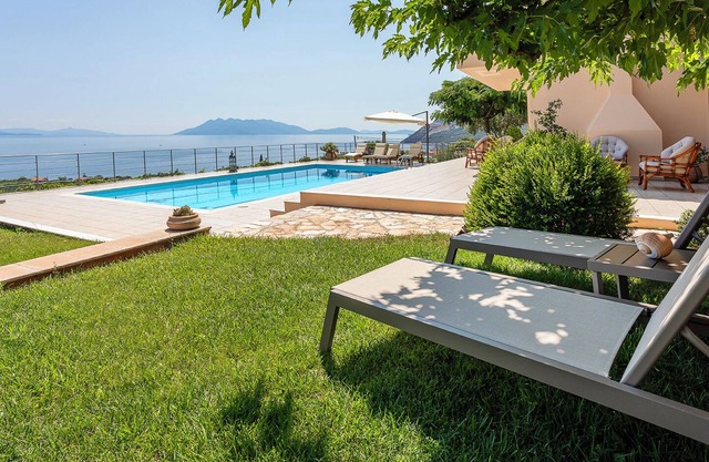 Villa 'Magnolia' une résidence de luxe avec piscine et vue mer exceptionnelle