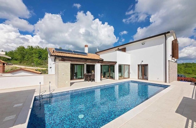 Villa Mala Halu