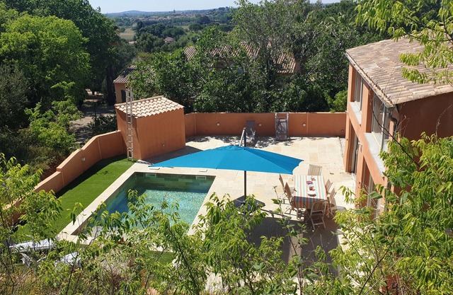 Villa Michèle , RARE !!! un domaine sur les hauteurs de Pézenas , en campagne