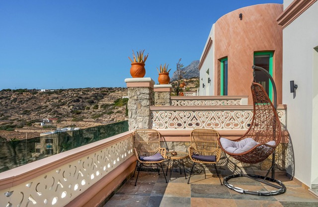 Villa 'Mikis La Scala Luxury Villas' avec vue sur mer, Wi-Fi et climatisation