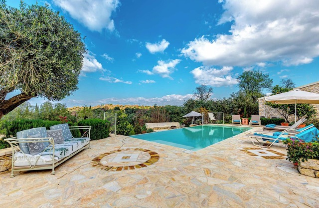Villa 'Natura' with Sea View, Wi-Fi and Air Conditioning