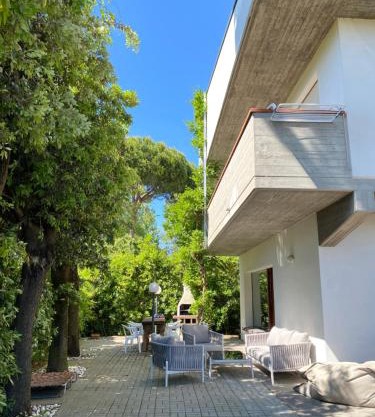Villa near the Sea and City center