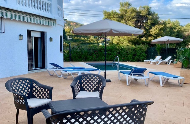 Villa Nena: "Idéal pour passer vos vacances avec une piscine chauffée