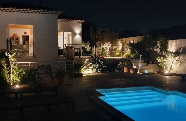 Villa Neuve Avec Piscine Proche Hyères et Toutes Commodités