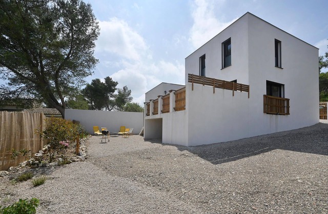 Villa neuve proche Nîmes