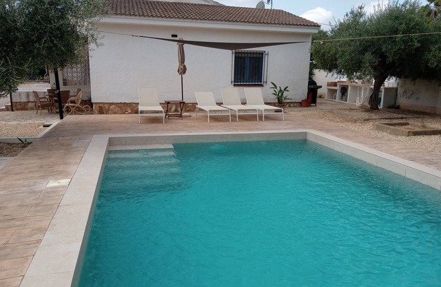 Villa "Nirvana" avec vue sur les montagnes, piscine privée et Wi-Fi.