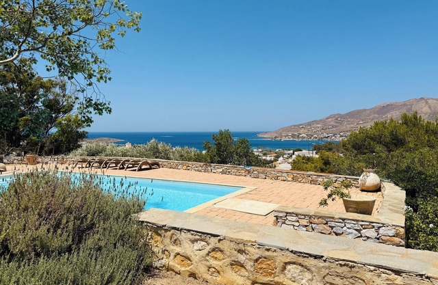 Villa Oleander-Superbes vues sur la mer et de magnifiques espaces extérieurs