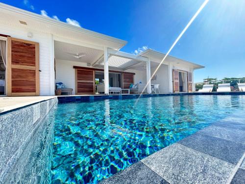 Villa Olina vue mer, jardin piscine