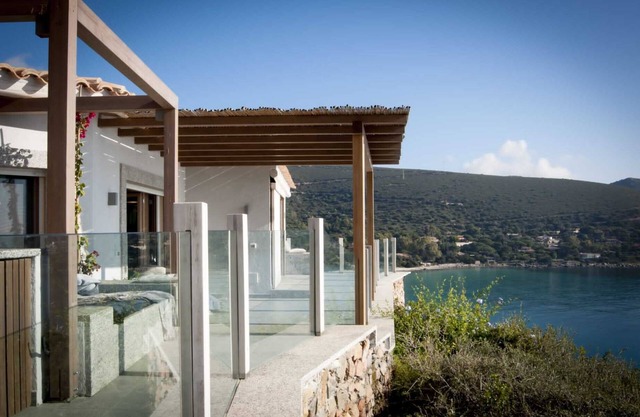 Villa On The Rocks BELOCATIONS
