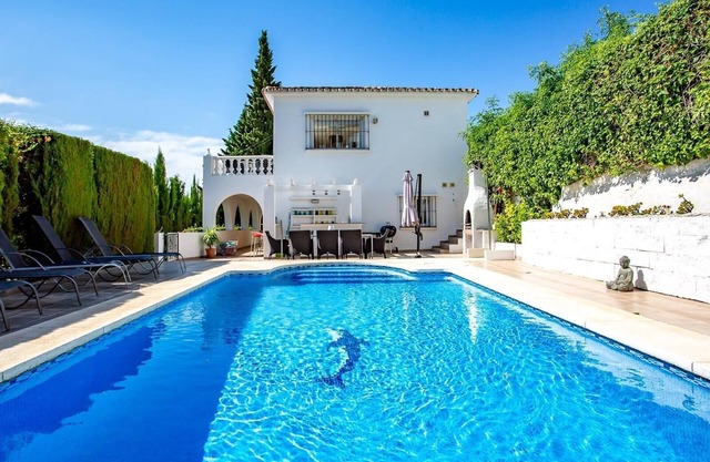 Villa "Ophelia" avec vue sur la mer, piscine chauffée et Wi-Fi.