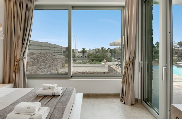 Villa 'Orelia Luxury 2' with Private Pool, Wi-Fi and Air Conditioning