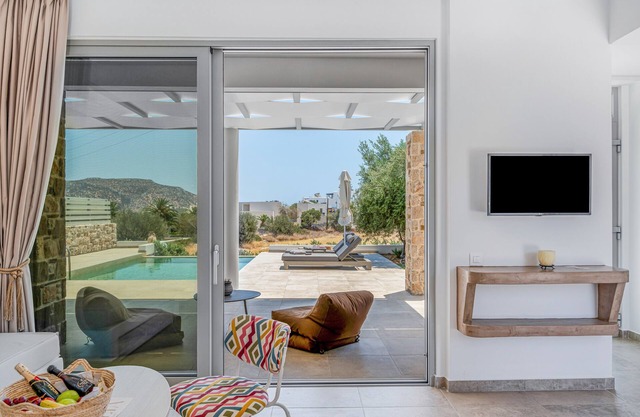 Villa 'Orelia Luxury Superior' with Private Pool, Wi-Fi and Air Conditioning